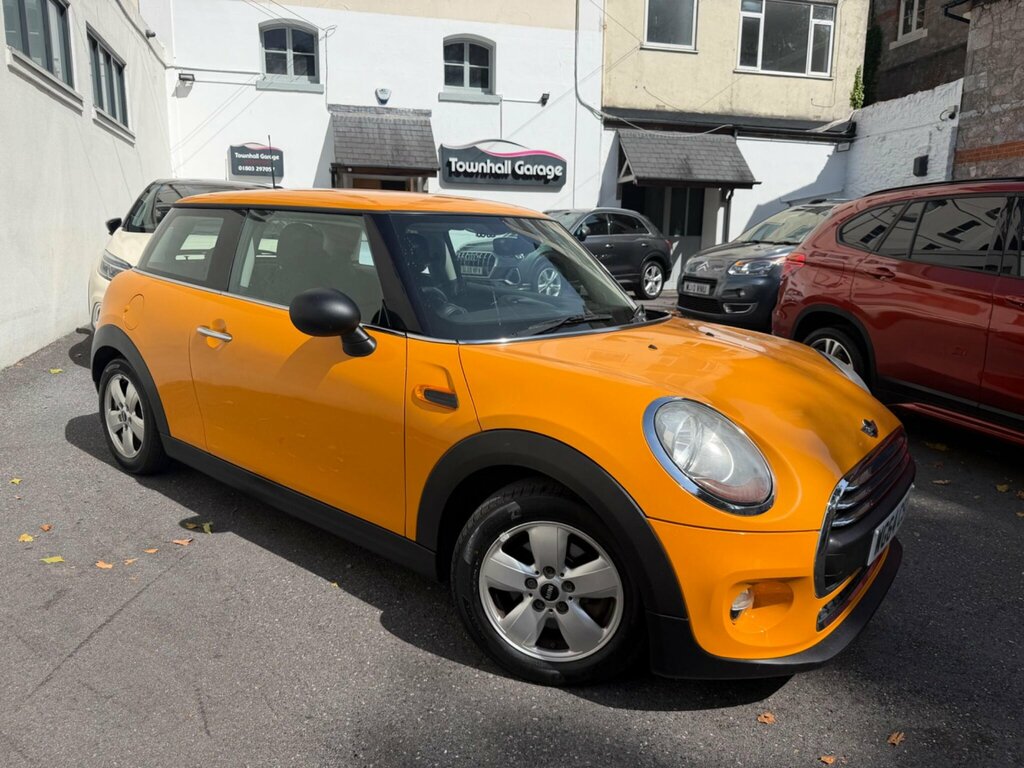 Mini Hatch 1.2 One Euro 6 Ss Orange