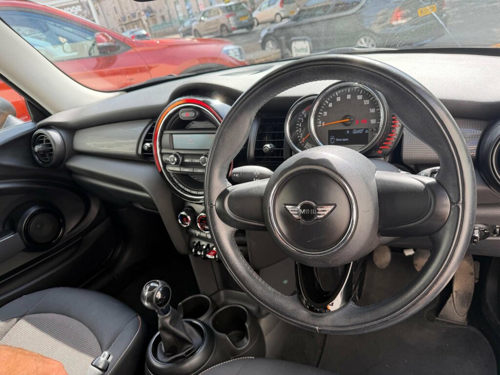 Mini Hatch 1.2 One Euro 6 Ss Orange #3