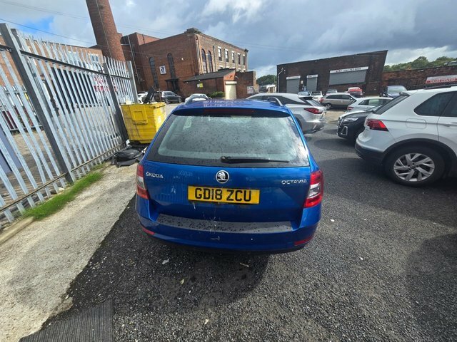 Skoda Octavia 1.6 Tdi Se Estate Dsg Euro 6 S S 115 Blue #4