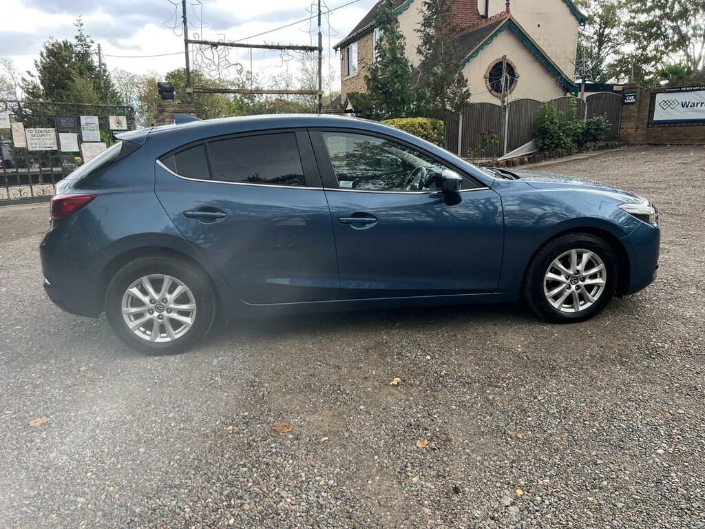 Mazda 3 2.0 Se-l Nav Red #9
