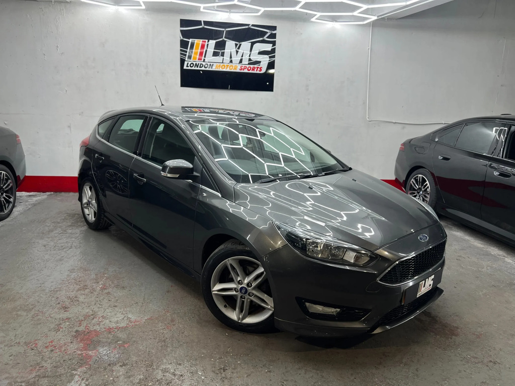 Ford Focus Hatchback Blue #35