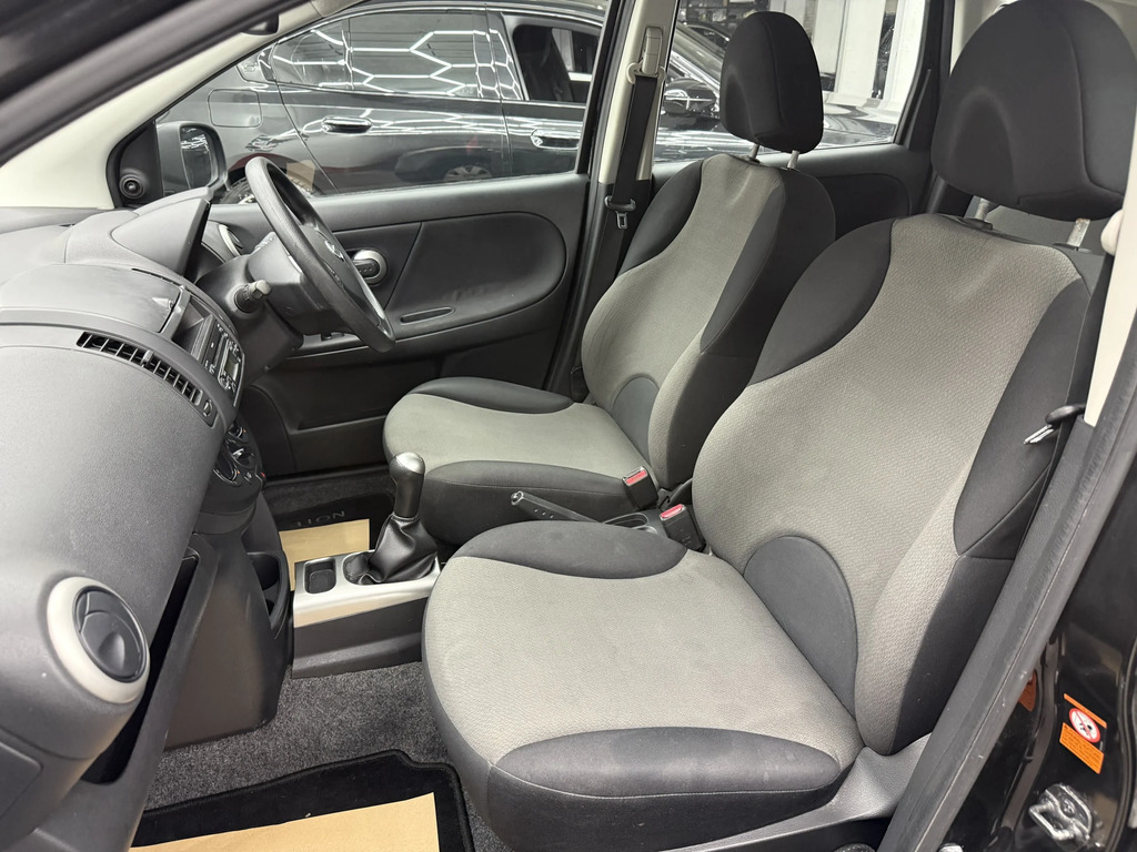 Nissan Note Visia Silver #40