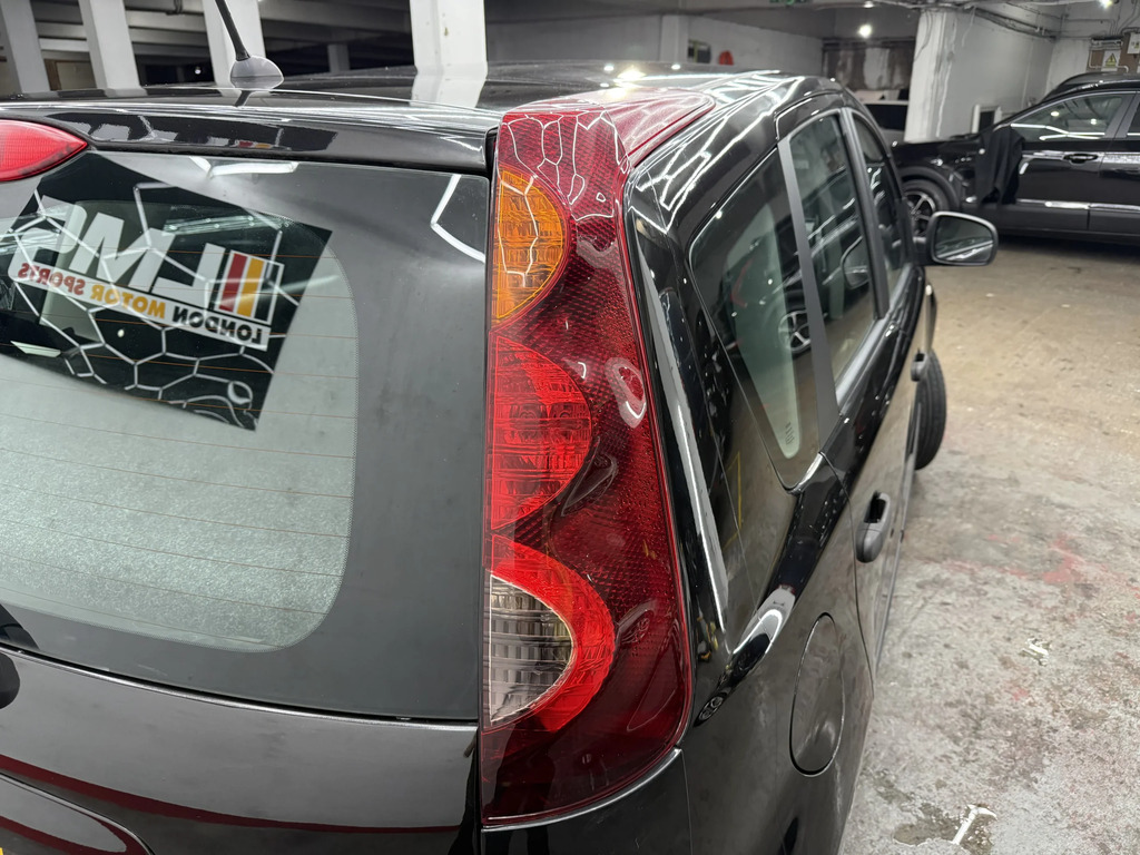 Nissan Note Visia Silver #75