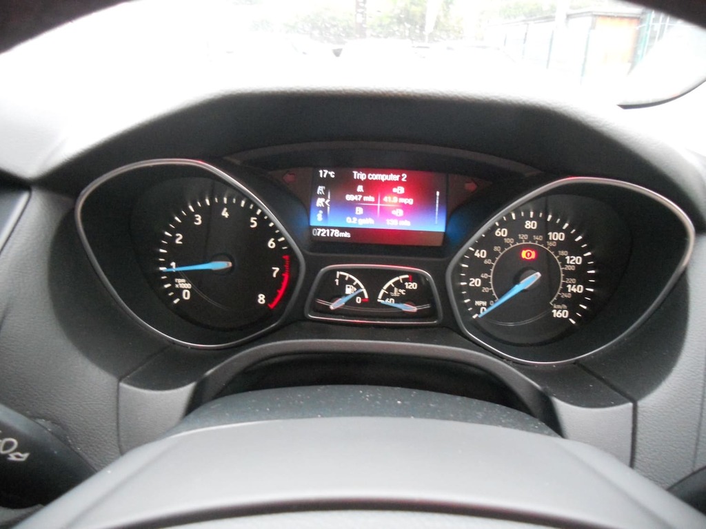 Ford Focus 1.0 Ecoboost 125 Titanium X MA67BZH Red #5