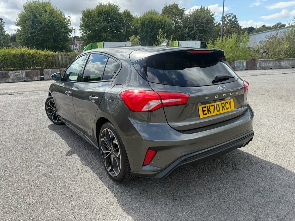 Ford Focus Hatchback EK70RCV Grey #6