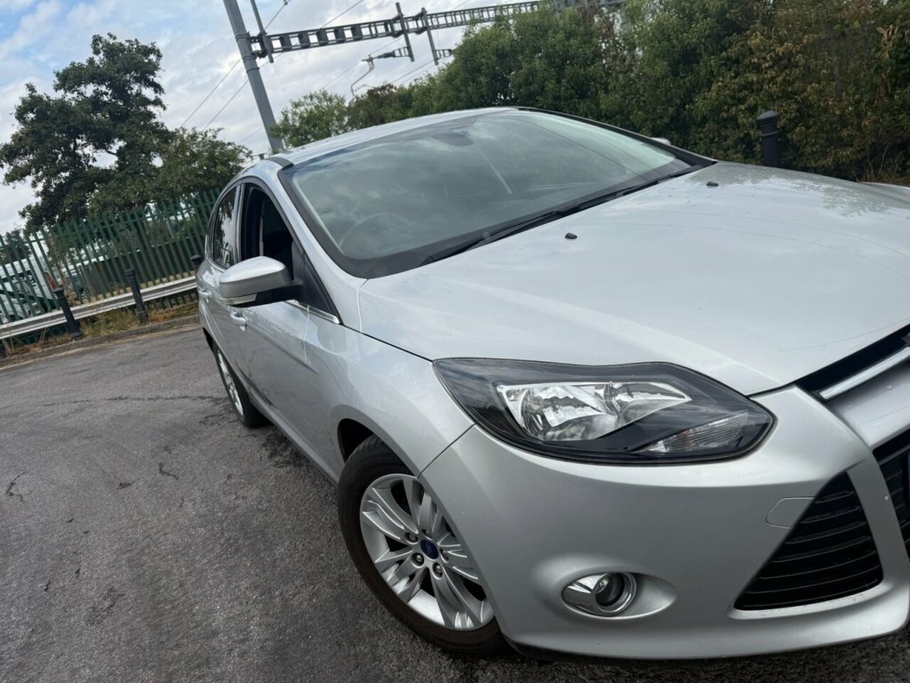 Ford Focus 1L Titanium Navigator Silver #5