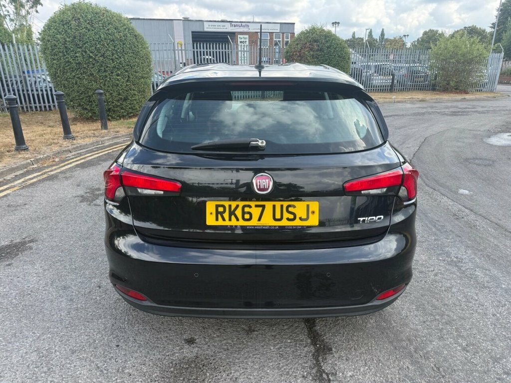 Fiat Tipo 1.4L Lounge Black #2