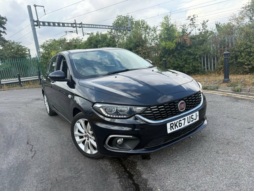 Fiat Tipo 1.4L Lounge Black #4