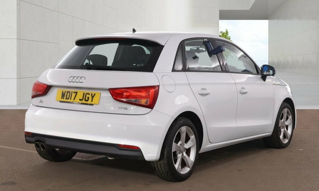 Audi A1 1.4L Sport WD17JGY White #4