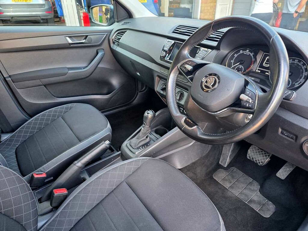 Skoda Fabia 1.0 Tsi Se Dsg EJ21YPT Grey #6