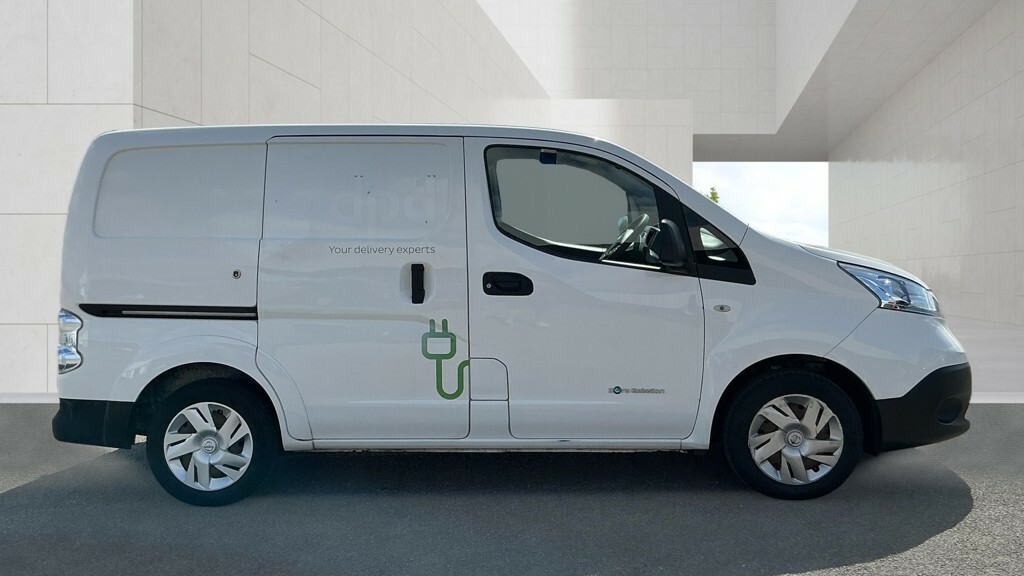 Nissan e-NV200 Panel Van 40Kwh Acenta 2020 White #4