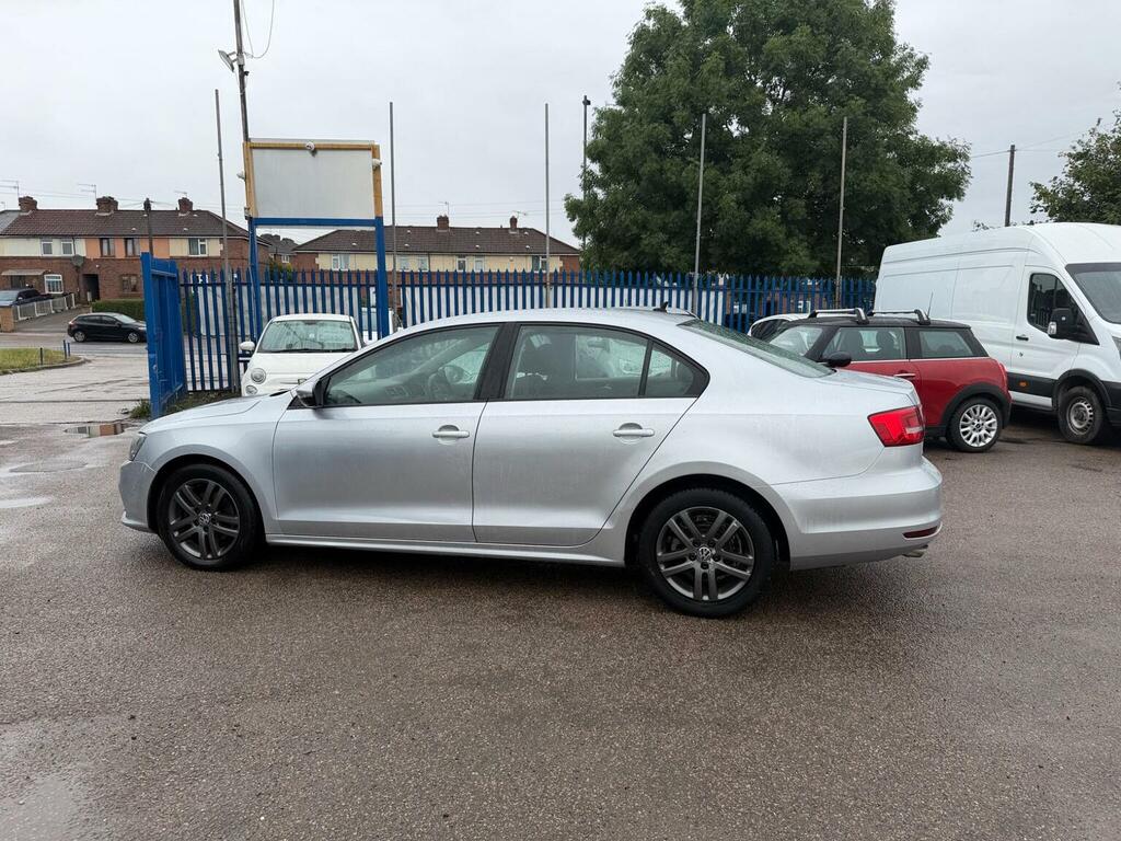 Volkswagen Jetta 2.0 Tdi Bluemotion Tech Se Dsg Euro 6 Ss Silver #4