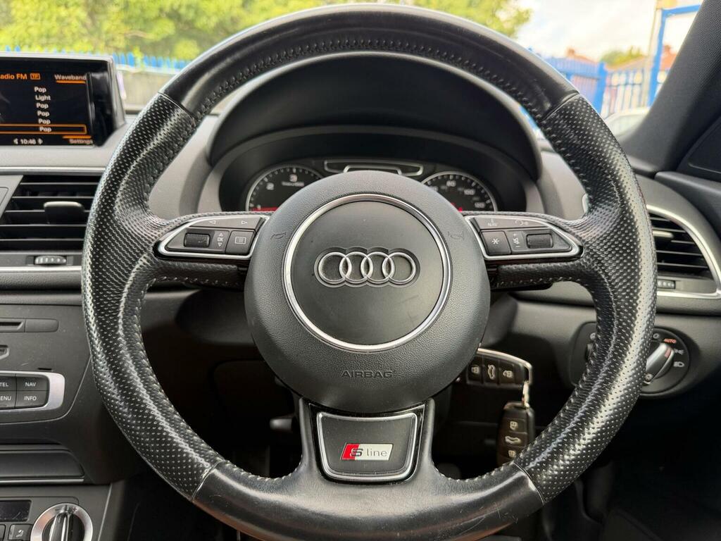 Audi Q3 Grey #15