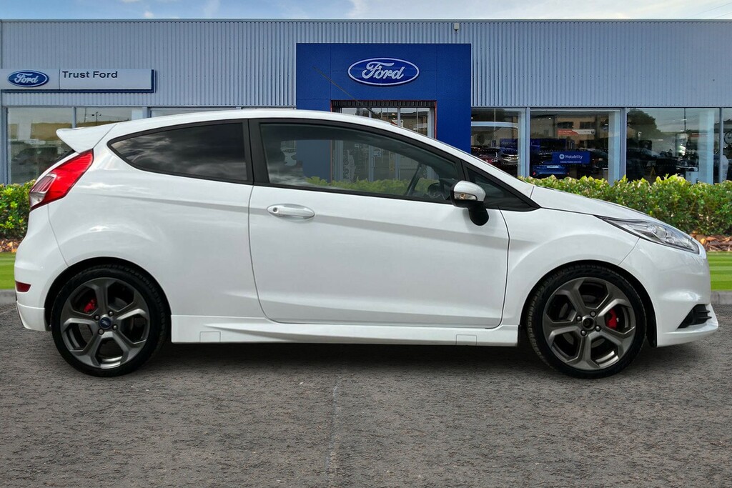 Ford Fiesta 1.6 Ecoboost St-2 White #3