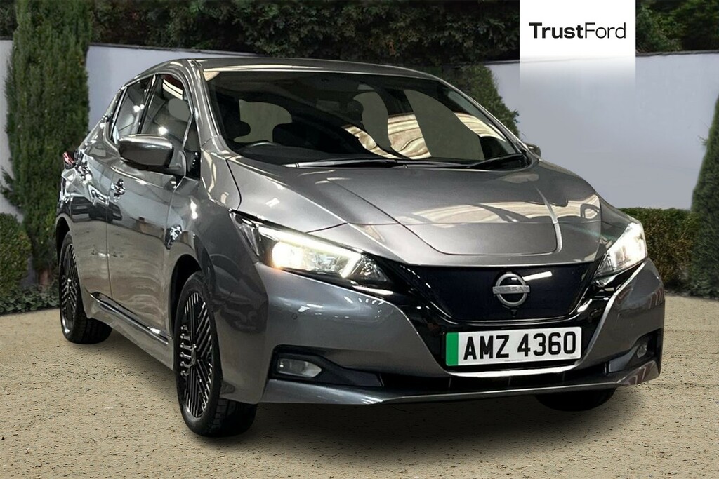 Nissan Leaf 110Kw N-connecta 39Kwh Parking Sensors Grey