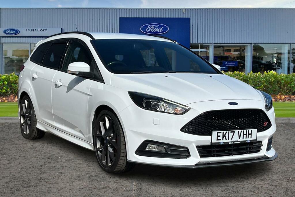 Ford Focus 2.0T Ecoboost St-3 EK17VHH White
