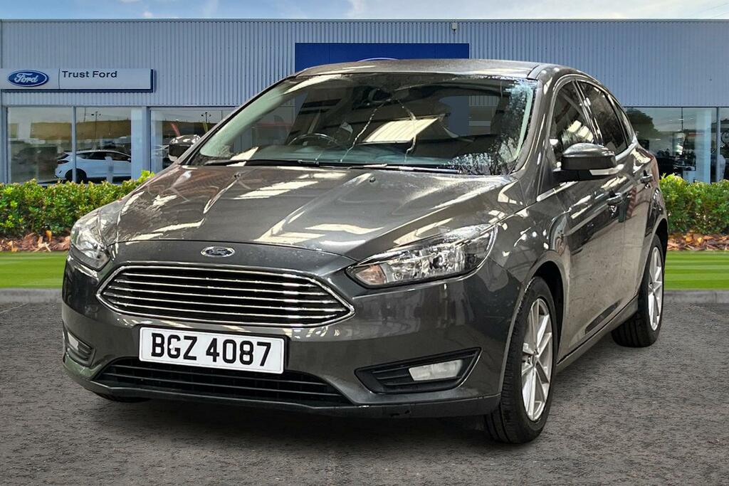 Ford Focus 1.0 Ecoboost Zetec 5Dr- Sat Nav BGZ4087 Grey #5