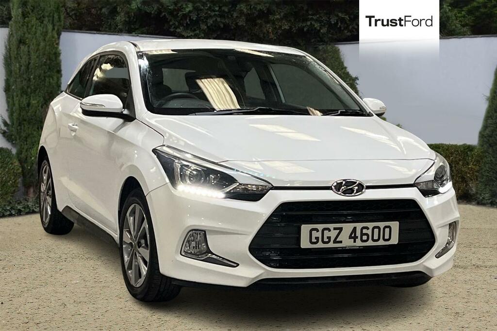 Hyundai I20 1.2 Se 3Dr- Parking Sensors White