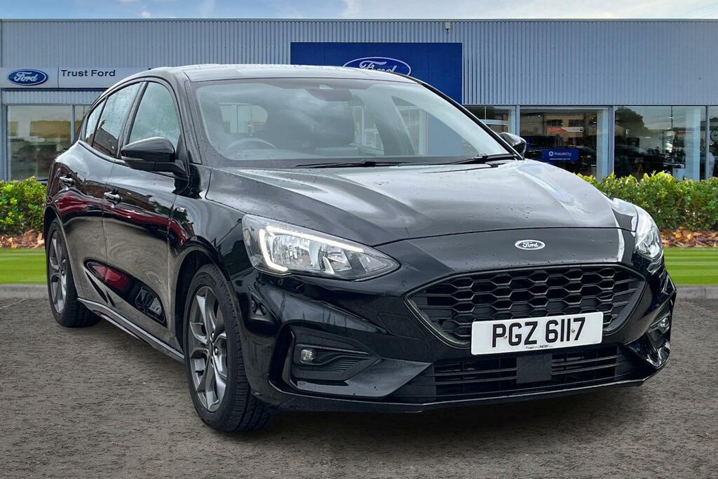 Ford Focus 1.0 Ecoboost 125 St-line 5Dr- Apple Car Play Black