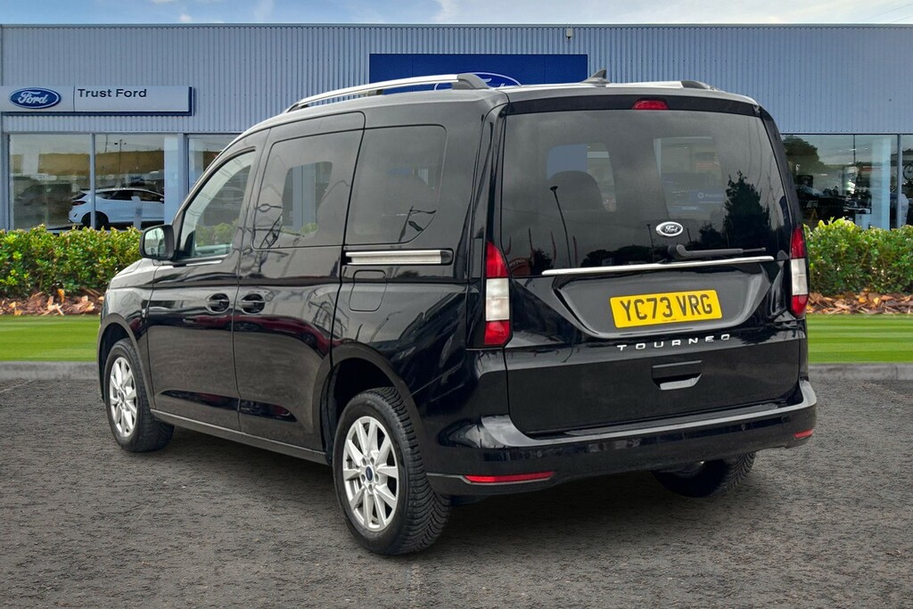 Ford Tourneo Connect 2.0 Ecoblue Titanium Black #2