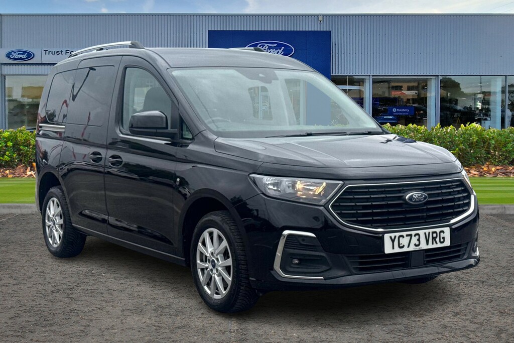 Ford Tourneo Connect 2.0 Ecoblue Titanium Black