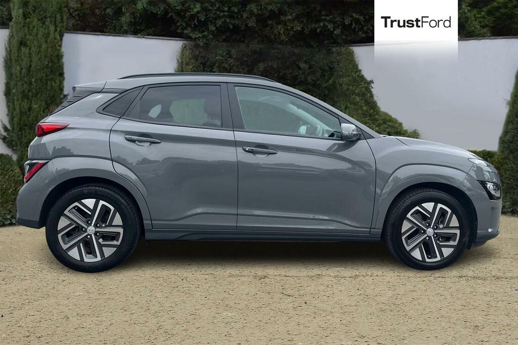 Hyundai Kona 39Kwh Premium Suv 10.5Kw Charge YC23VKN Grey #3