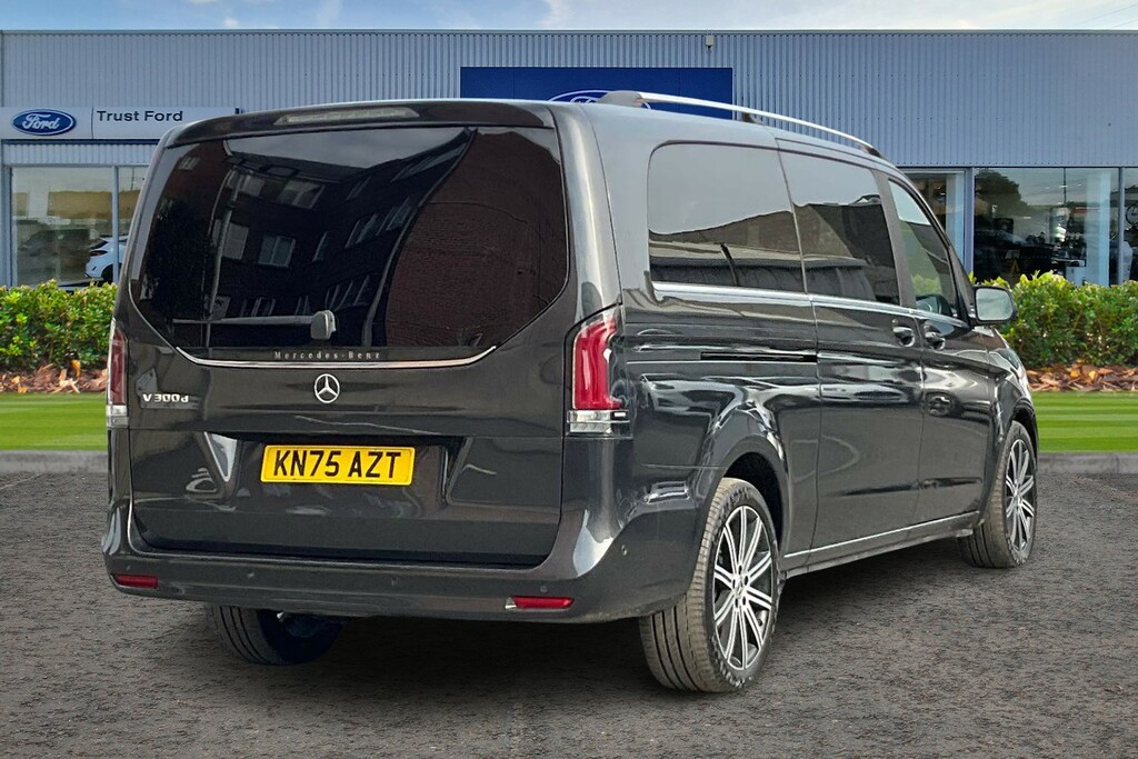 Mercedes-Benz V Class V300 D Premium 9G-tronic Extra Long KN75AZT Grey #4