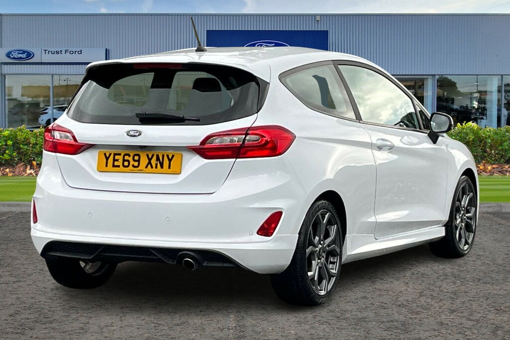 Ford Fiesta 1.0T Ecoboost Gpf St-line Hatchback Man White #4