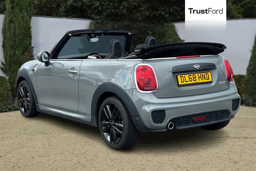 Mini Convertible 1.5 Cooper Sport II Grey #2
