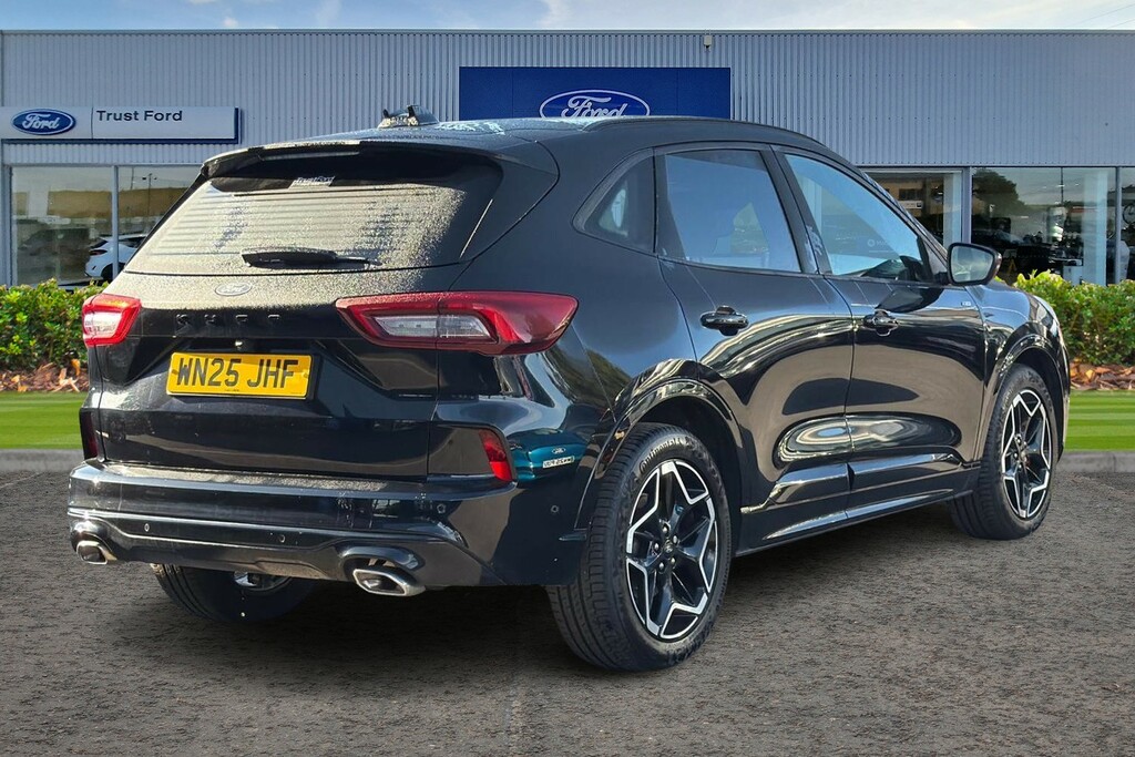 Ford Kuga 1.5 Ecoboost St-line X Black #4