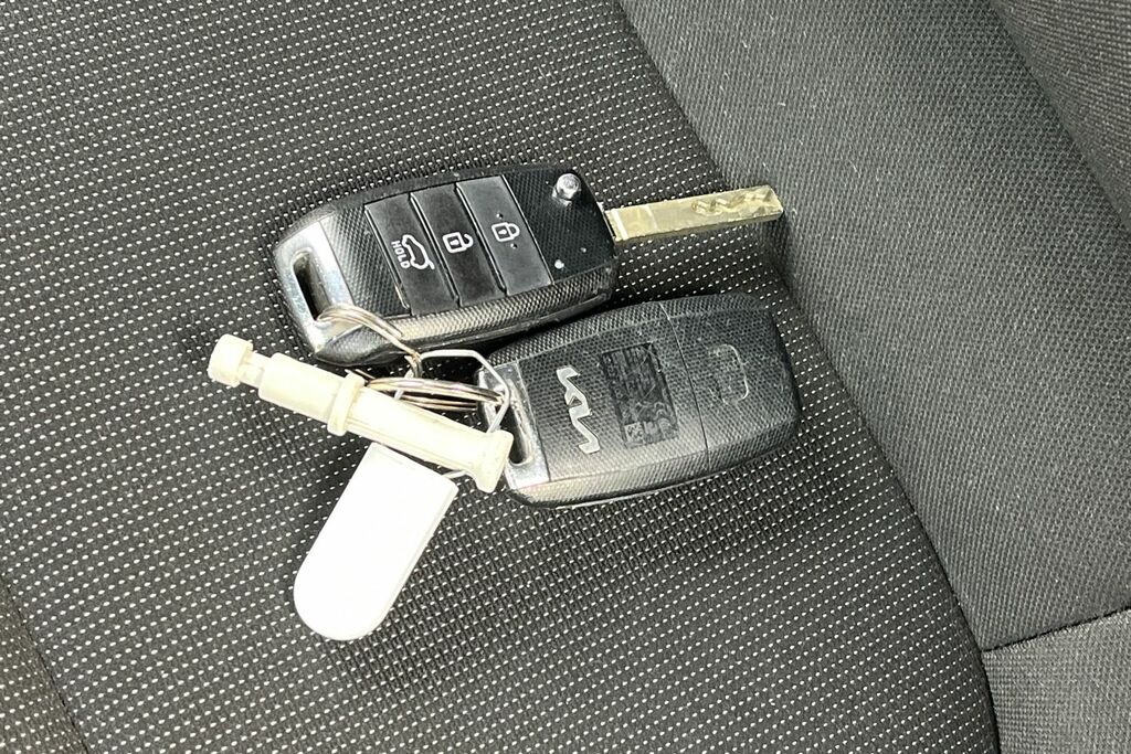 Kia RIO 1.0 T-gdi 48V Gt-line S Yellow #37