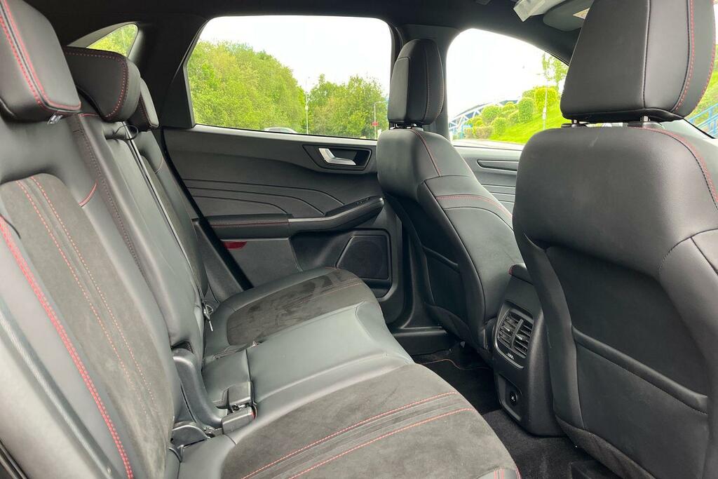 Ford Kuga St-line Black #38