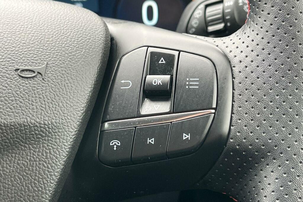 Ford Kuga St-line Black #33