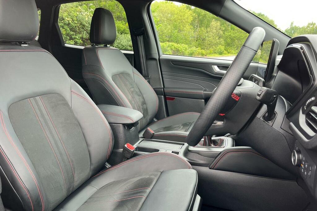 Ford Kuga St-line Black #17