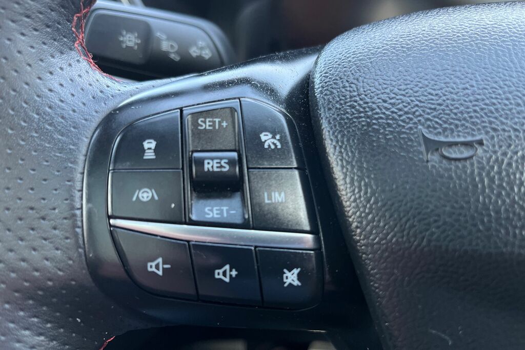 Ford Kuga Titanium Edition 1.5 Ecoblue Blue #29