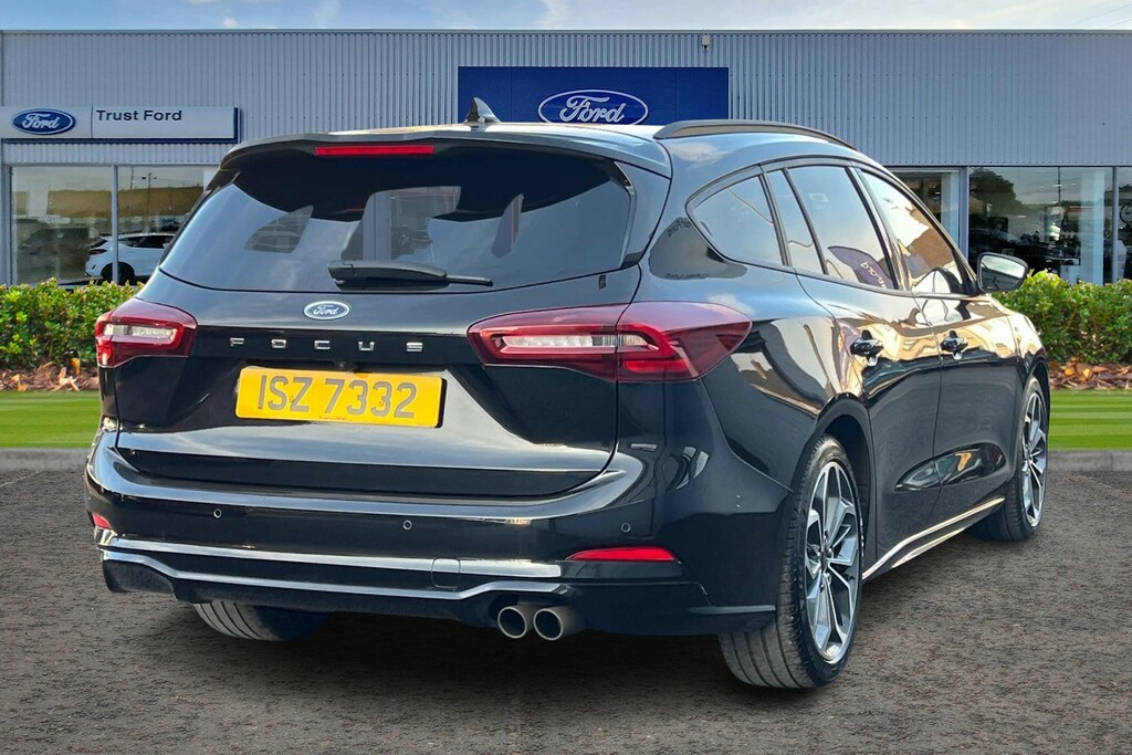 Ford Focus 1.0 Ecoboost Hybrid Mhev 155 St-line X Black #4