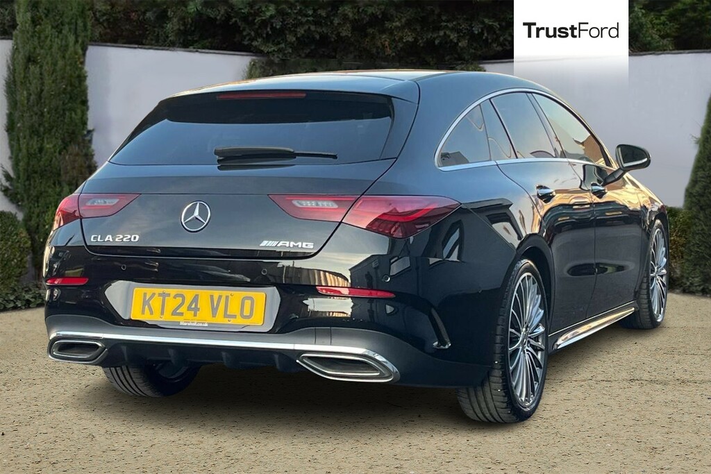 Mercedes-Benz CLA Class Cla 220D Amg Line Premium Tip Black #4