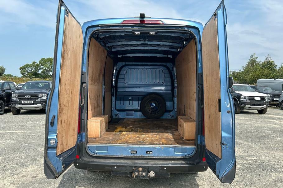 Maxus Deliver 9 Lux Lwb Rwd 2.0 D20 163Ps High Roof Van Blue #6