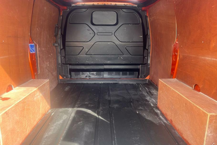 Ford Transit Custom 280 L1 Fwd 2.0 Ecoblue 130Ps Low Roof Limited OV71LPF Orange #4