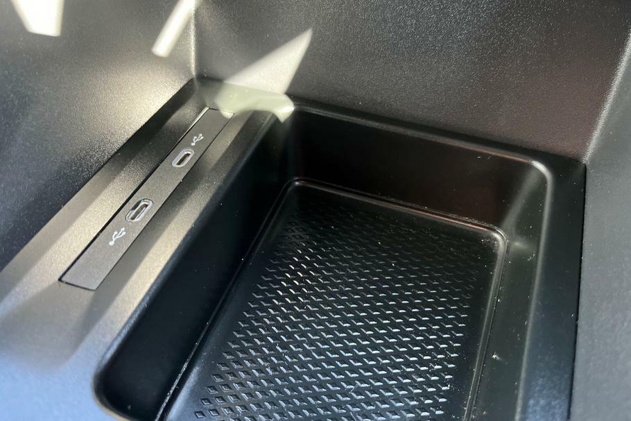 Ford Transit Connect Active Grey #24