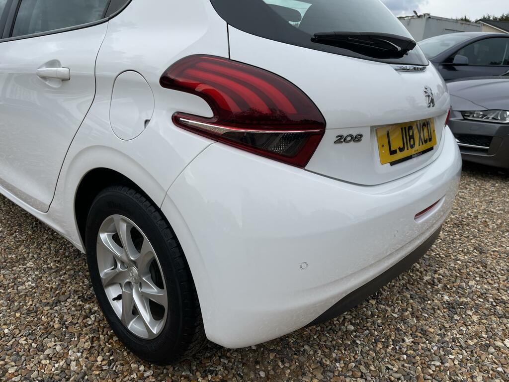 Peugeot 208 208 Active Grey #10