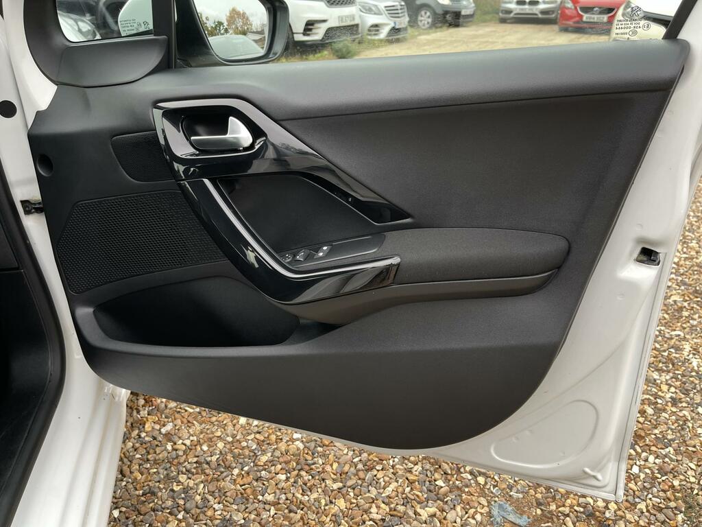 Peugeot 208 208 Active Grey #23