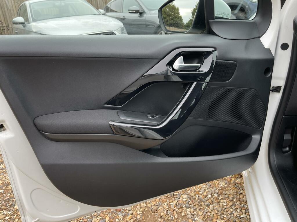 Peugeot 208 208 Active Grey #26