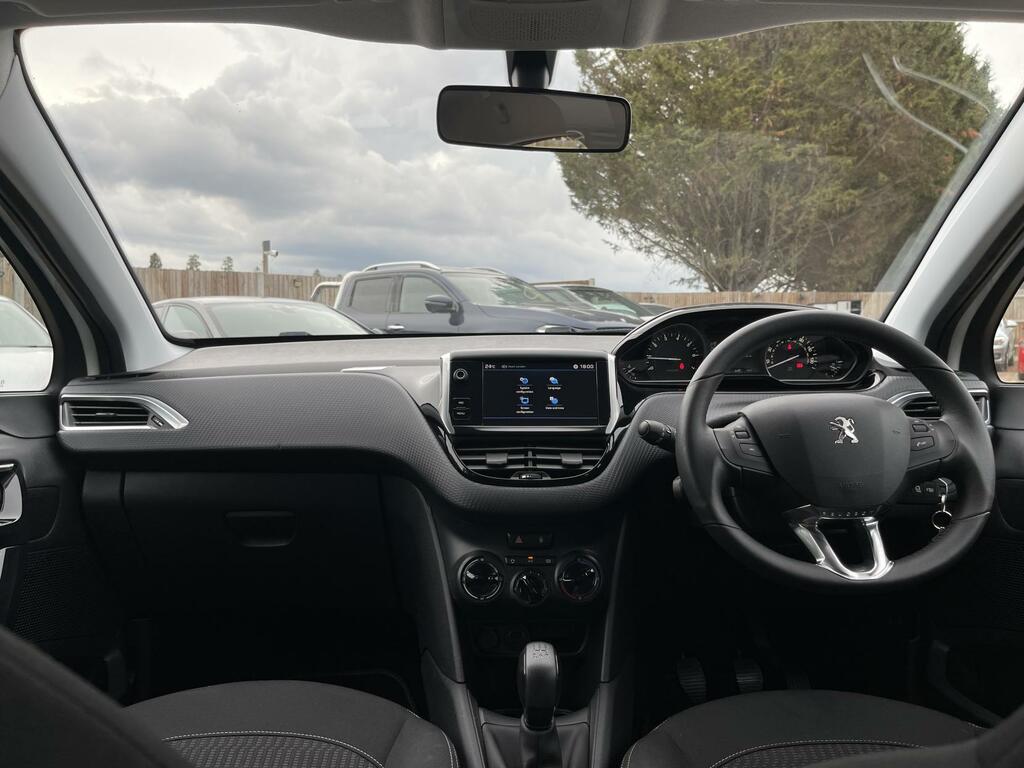 Peugeot 208 208 Active Grey #36