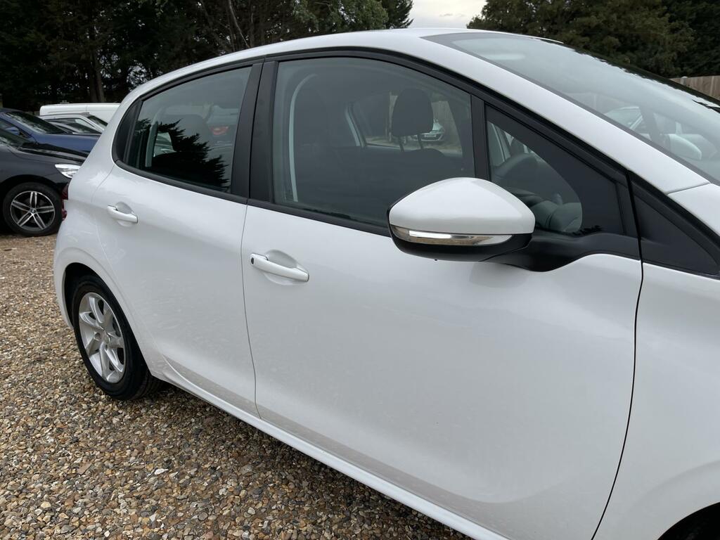 Peugeot 208 208 Active Grey #11