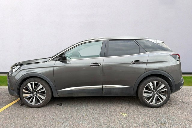 Peugeot 3008 Puretech Gt Line Premium Grey #4