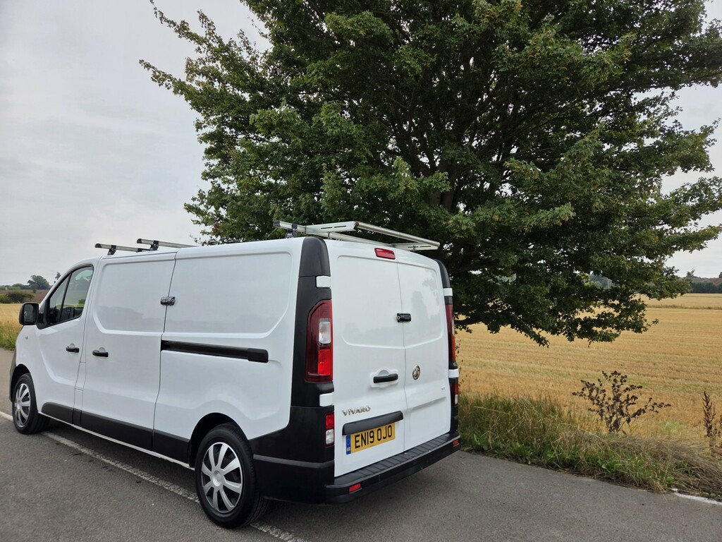 Vauxhall Vivaro Panel Van 1.6 Cdti 2900 2019 EN19OJO White #3
