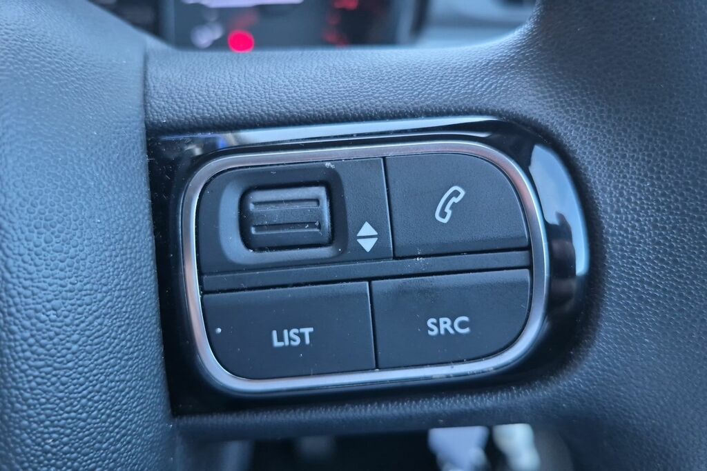 Citroen C3 Citroen C3 1.2 Puretech Plus Hatchback Petr... MT24WRG #6