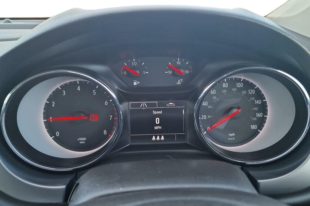 Vauxhall Astra Vauxhall Astra 1.4I Turbo Design Hatchback ... DU19ENL #5