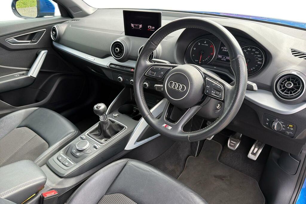 Audi Q2 Audi Q2 1.6 Tdi 30 S Line Suv Blue #2